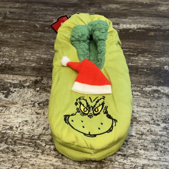 The Grinch Slipper Socks Large XL Christmas Fleece‎ Santa Hat BioWorld Cozy NWT - Picture 3 of 7